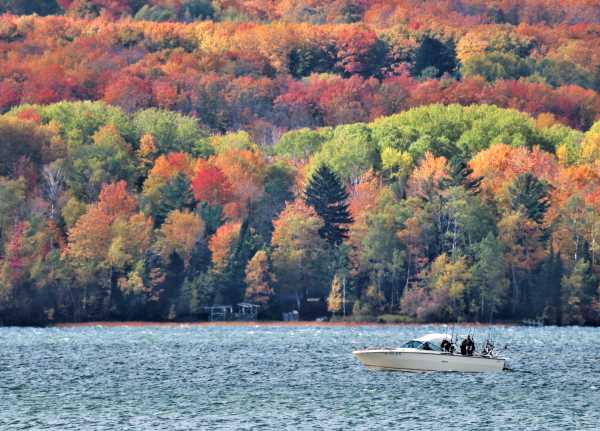 Boating on the Inland Waterway - Burt Lake